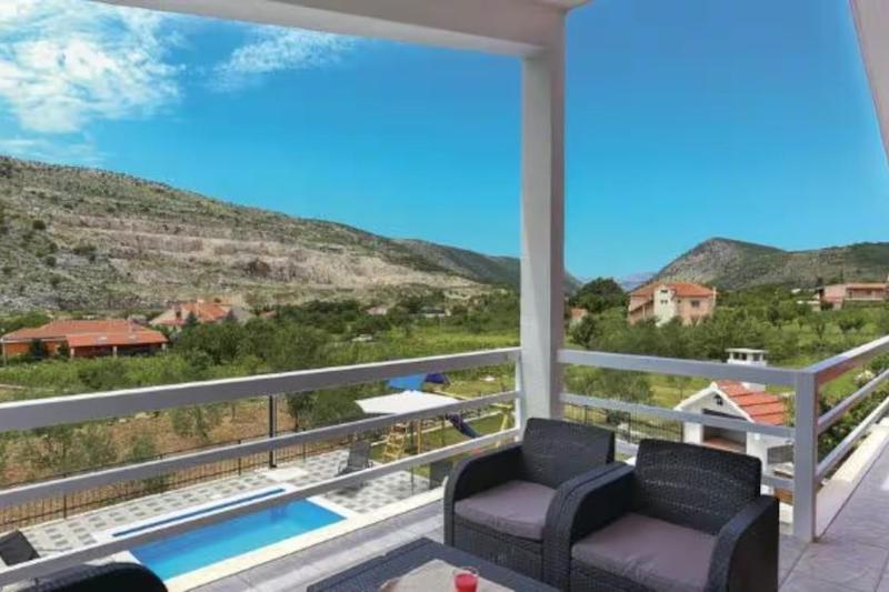 Family friendly house with a swimming pool Srinjine Split - 23950 - image 15