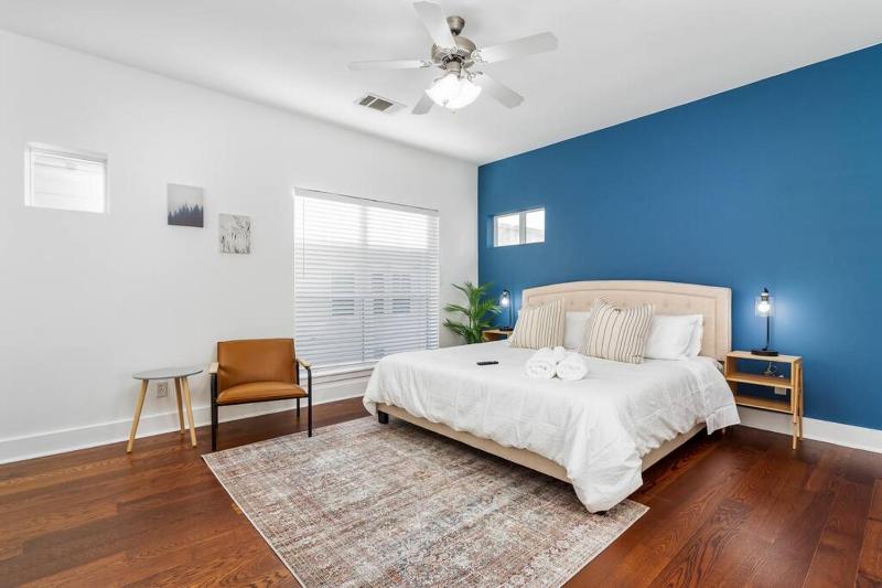 Extended Stay King Bd Dallas Medical - image 25