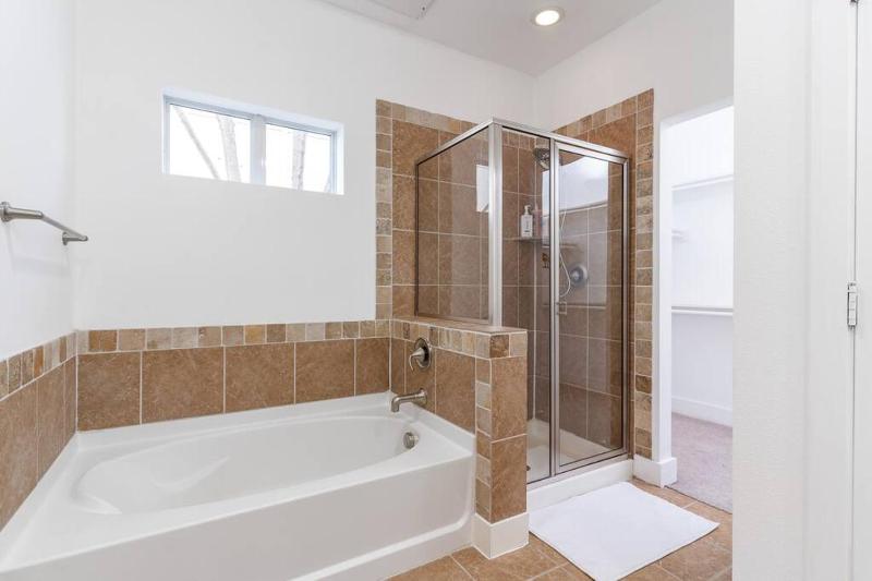 Extended Stay King Bd Dallas Medical - image 27