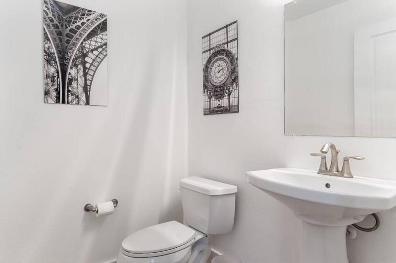 Extended Stay King Bd Dallas Medical - image 19