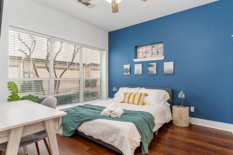 Extended Stay King Bd Dallas Medical - image 24