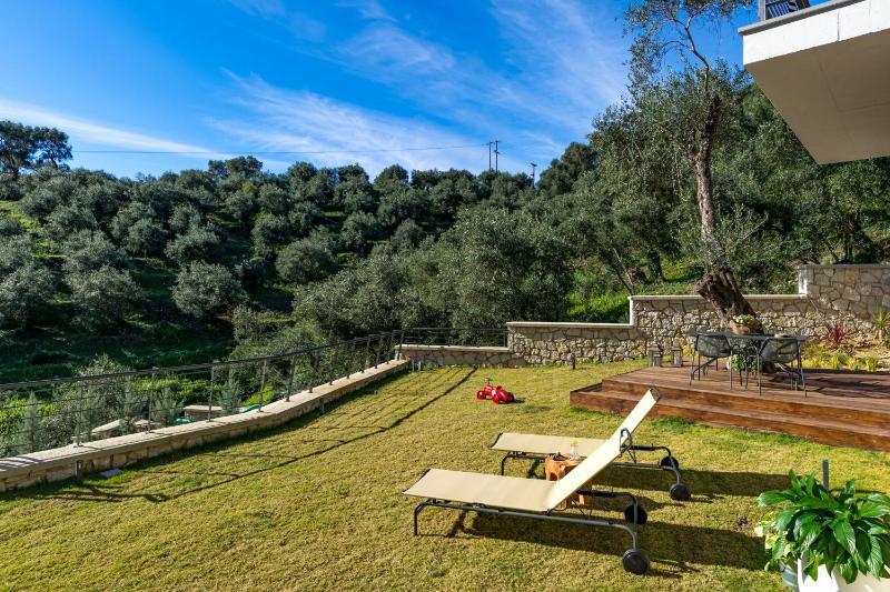 Topos Villas - image 18