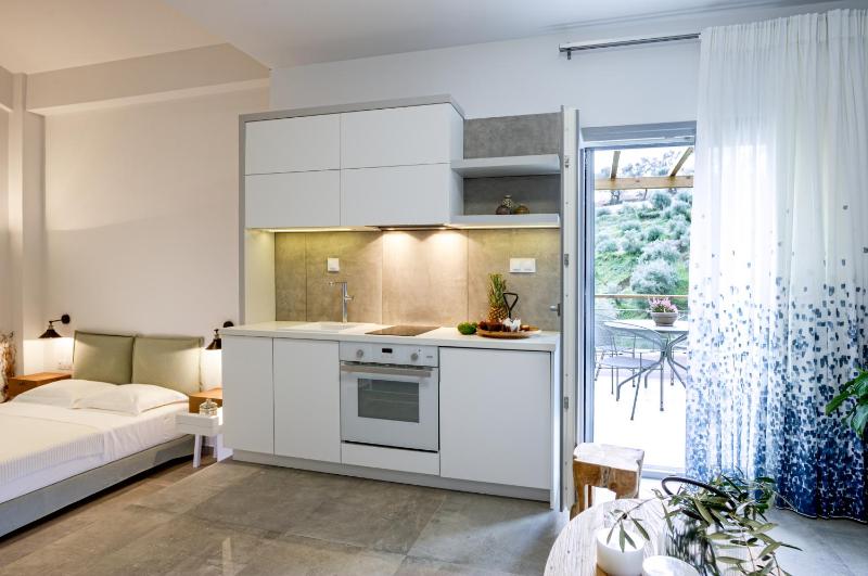 Topos Villas - image 4