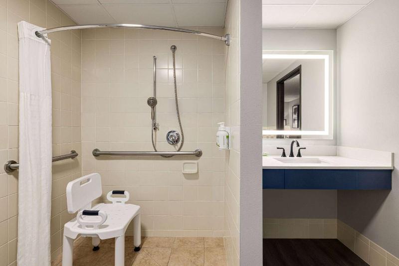 King Room - Mobility Access image 2