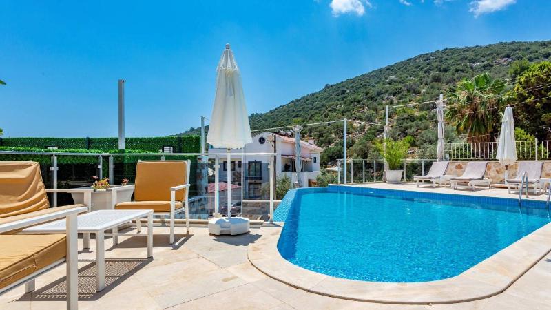 Kalkan 4 Bedroom Villa - image 42