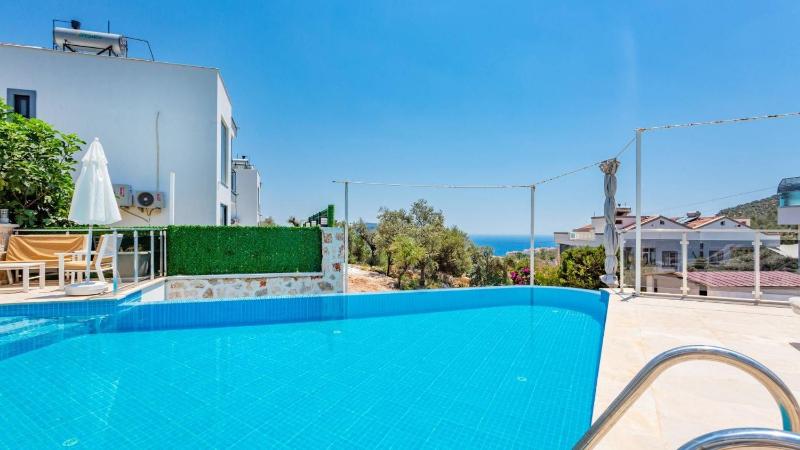 Kalkan 4 Bedroom Villa - image 50