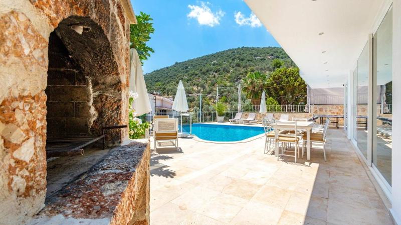 Kalkan 4 Bedroom Villa - image 7