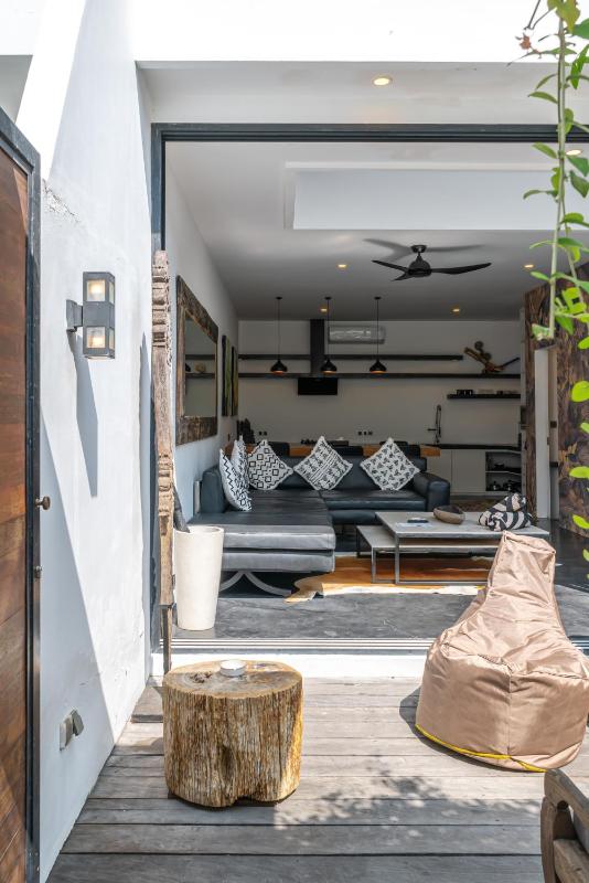 Loft Berawa 3 - Stunning 1-bdr luxury loft in Great Location ! - image 17