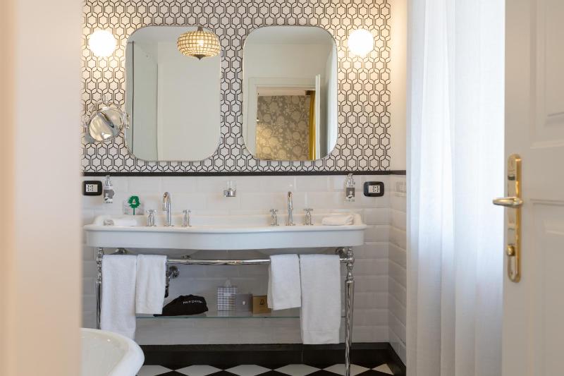 Duca D'Aosta Hotel - image 39
