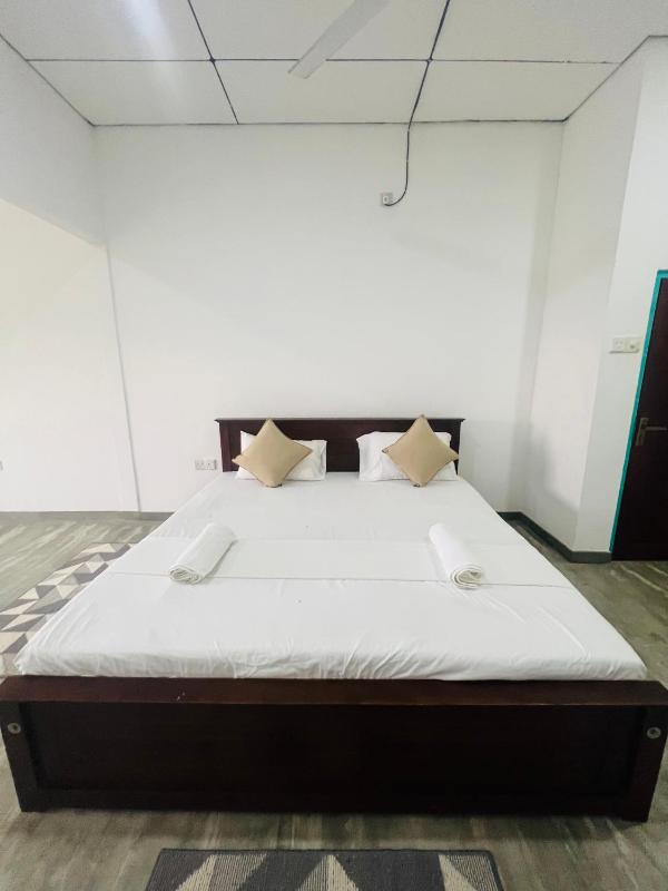 Chanco Beach Hotel and Coworking - Negombo - image 17