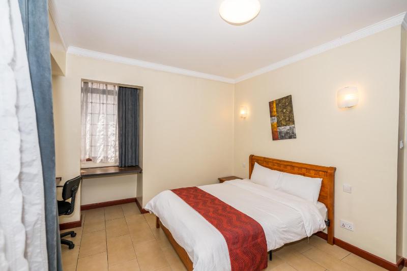 Chasewood Park Apartments - image 2