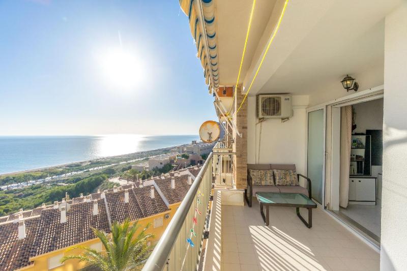 Apartment with Sea View image 3