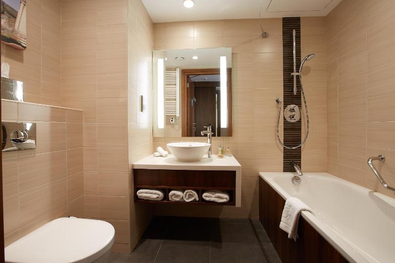 King Room image 4
