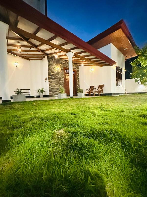 Rainbow Villa - image 1