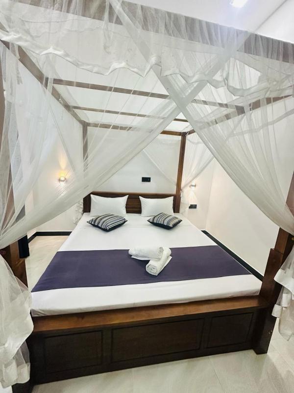 Rainbow Villa - image 12