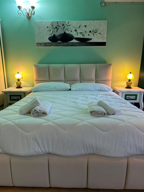 Deluxe Suite image 4