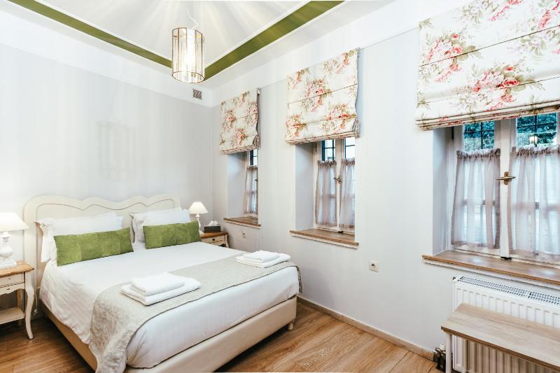 Budget Double Room image 1