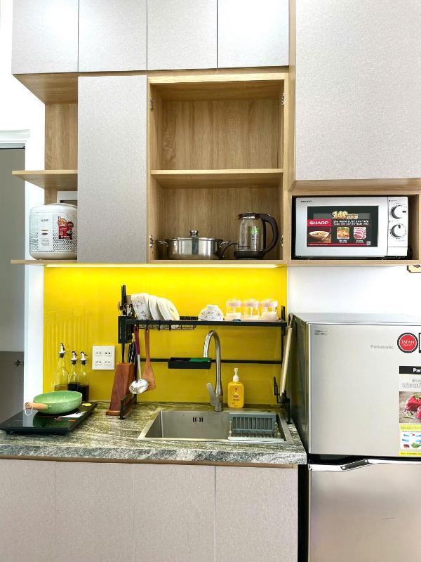 Modern Studio With City View And Kitchen - image 14