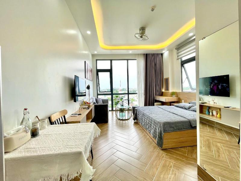 Modern Studio With City View And Kitchen - image 23