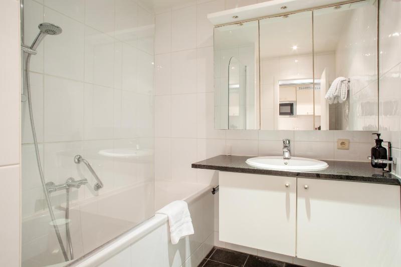 Suite with City View image 1