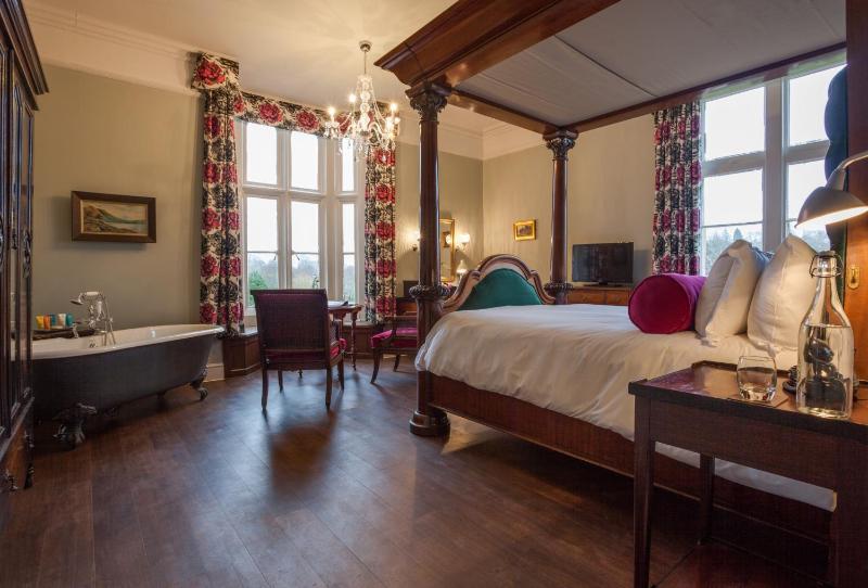 Executive Double Room image 4