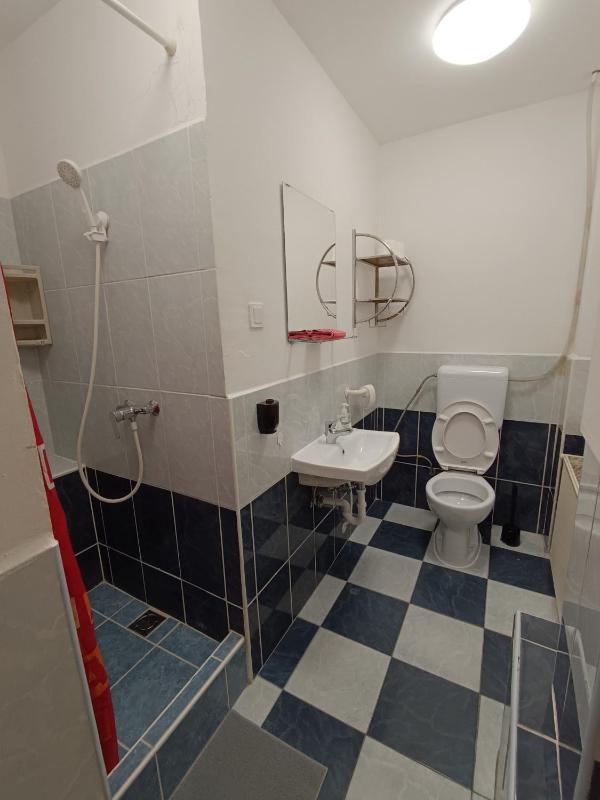 Small Apartment (2 Adults) - Wesselényi utca 18. image 3