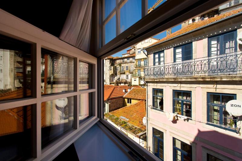 Two-Bedroom Apartment with Balcony image 2