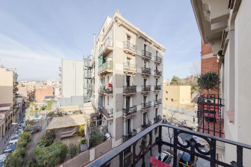 Three-Bedroom Apartment image 4