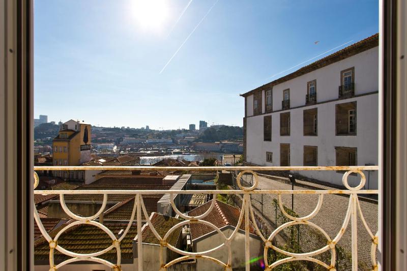 Studio with View image 3
