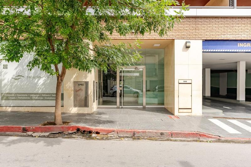 Departamento en Córdoba con Jacuzzi y Kamado para 3 Personas - image 2