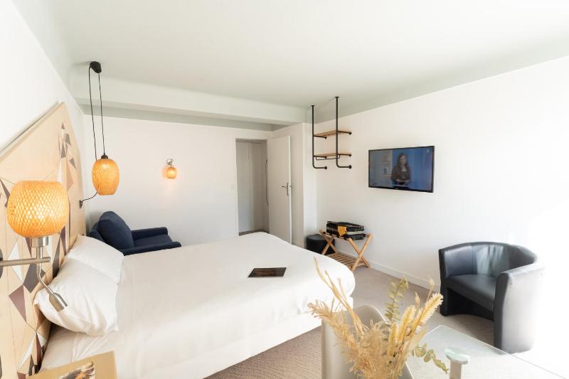 Triple Room image 3