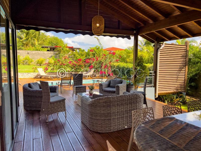 Offre Limitée ! Villa bois & Prestige 1CH à 5 min de la plage des raisins clairs - image 9