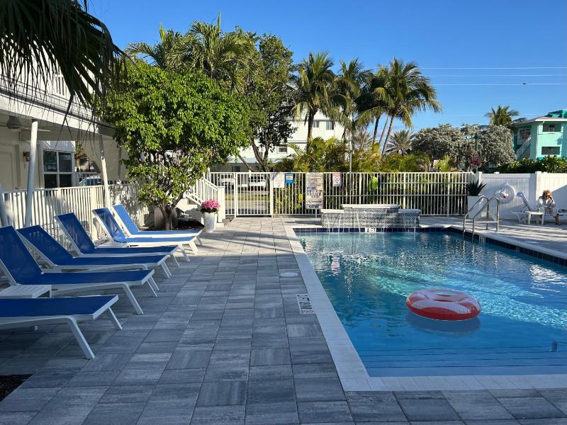 Sea Spray Inn - image 49