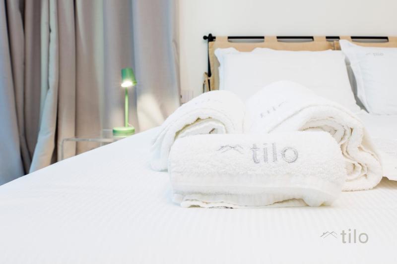 Waterfront Luxury 1BR FREE Parking AC NETFLIX & WIFI By Tilo Lux - image 9