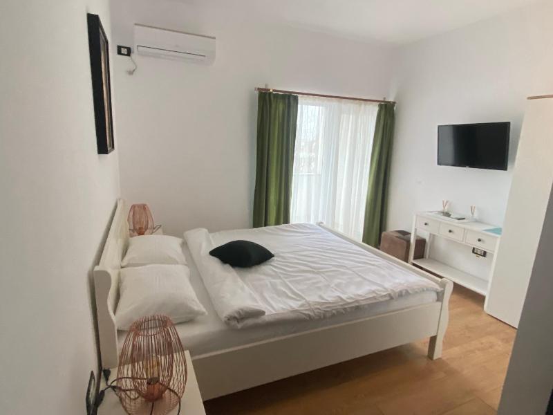 Cosmo Apartament - image 26
