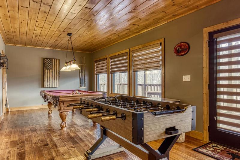 Sweet Tennessee Whiskey Panoramic Mtn Views Game Room 560 FREE tickets each paid day - image 44