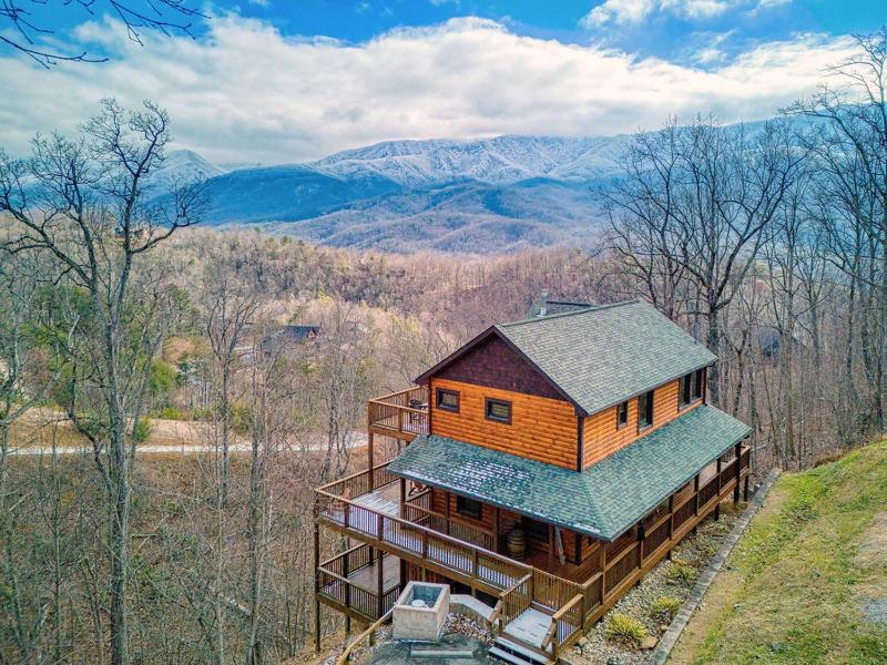Sweet Tennessee Whiskey Panoramic Mtn Views Game Room 560 FREE tickets each paid day - image 38