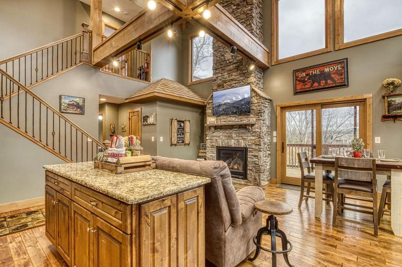 Sweet Tennessee Whiskey Panoramic Mtn Views Game Room 560 FREE tickets each paid day - image 22