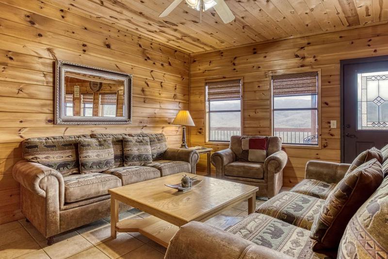 Moonshine Memories Breathtaking Mtn Views Hot Tub WIFI 560 FREE tickets each paid day! - image 11