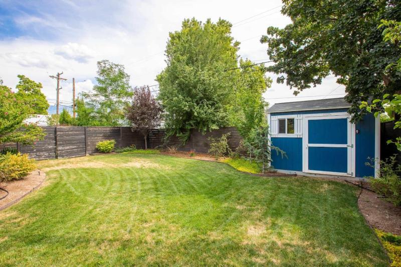 Prime Location Home with Hot Tub l Midtown - image 33