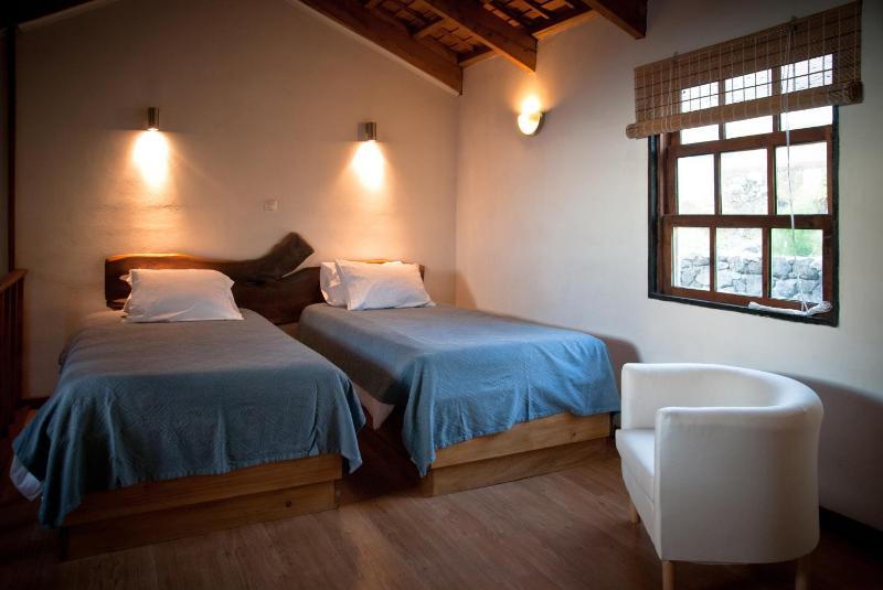 One-Bedroom Suite with Sofa Bed image 2