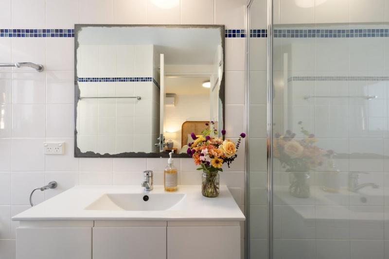 Luxe Oceanfront Apartment - image 24
