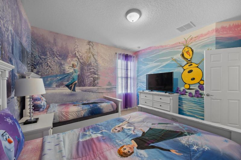 Gorgeous 9BD sleeps 24 in the Solterra Resort! home - image 43