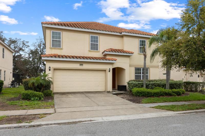 Gorgeous 9BD sleeps 24 in the Solterra Resort! home - image 34