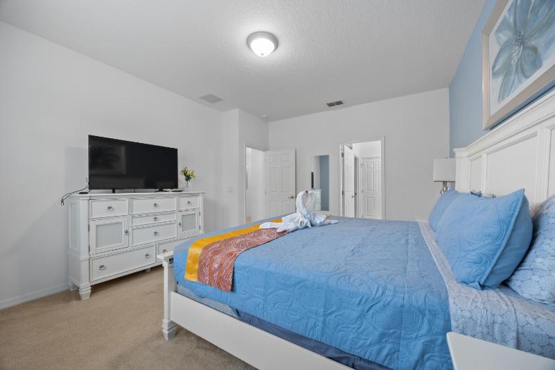 Gorgeous 9BD sleeps 24 in the Solterra Resort! home - image 5