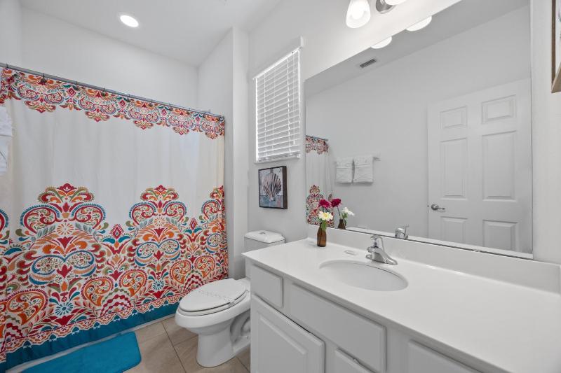 Gorgeous 9BD sleeps 24 in the Solterra Resort! home - image 19