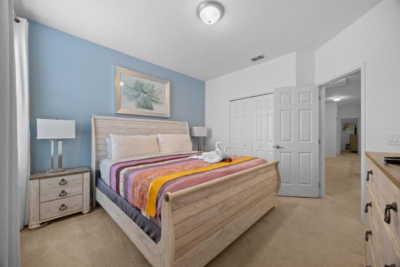 Gorgeous 9BD sleeps 24 in the Solterra Resort! home - image 41