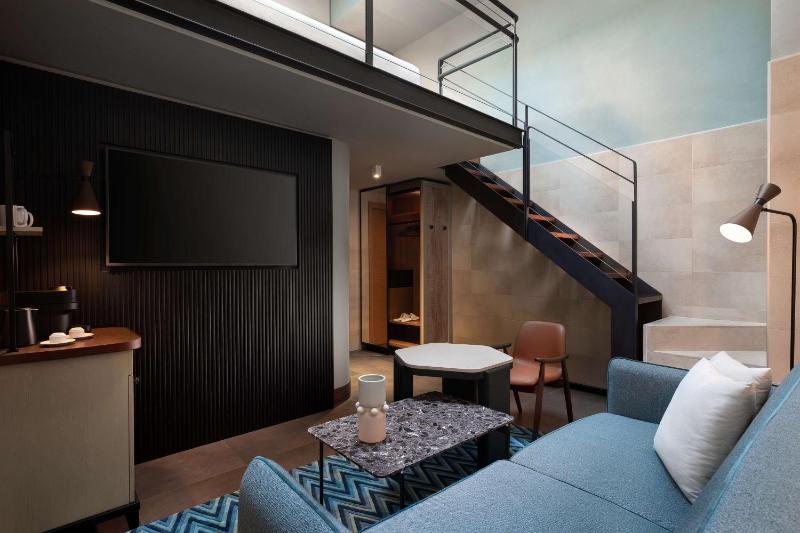Duplex King Suite image 1