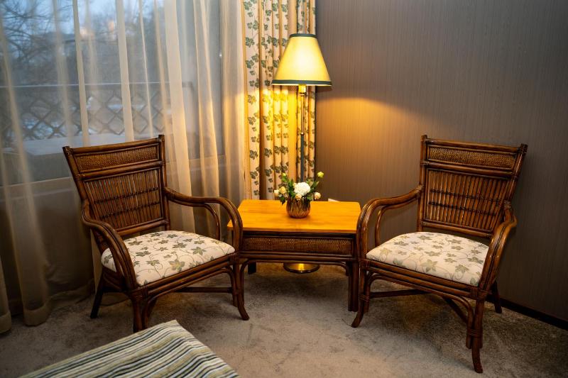 Economy Double Room image 2