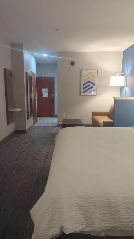 King Suite with Sofa Bed image 1